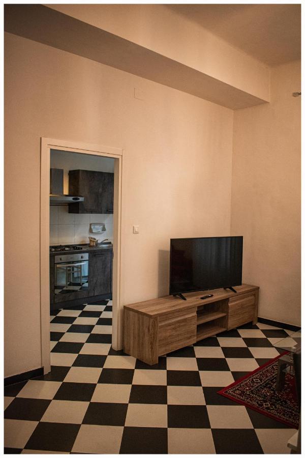 Tra Mare E Centro Apartment Genoa Exterior photo