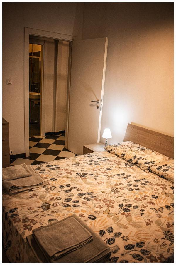 Tra Mare E Centro Apartment Genoa Exterior photo